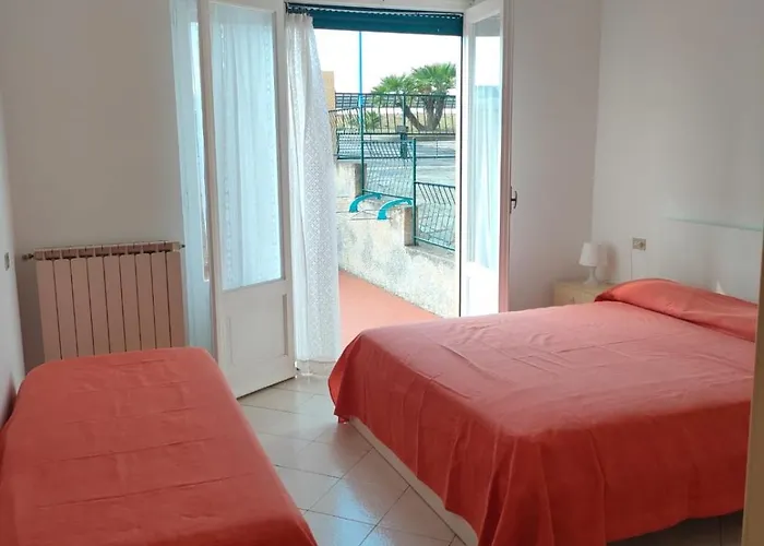 A Due Passi Dal Mare *